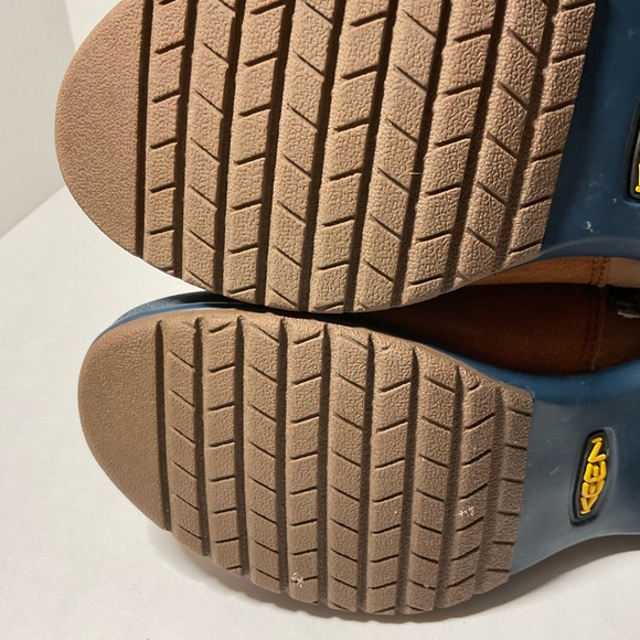 Keen Brown blue Morrison boots. Size 7 - Picture 10 of 14
